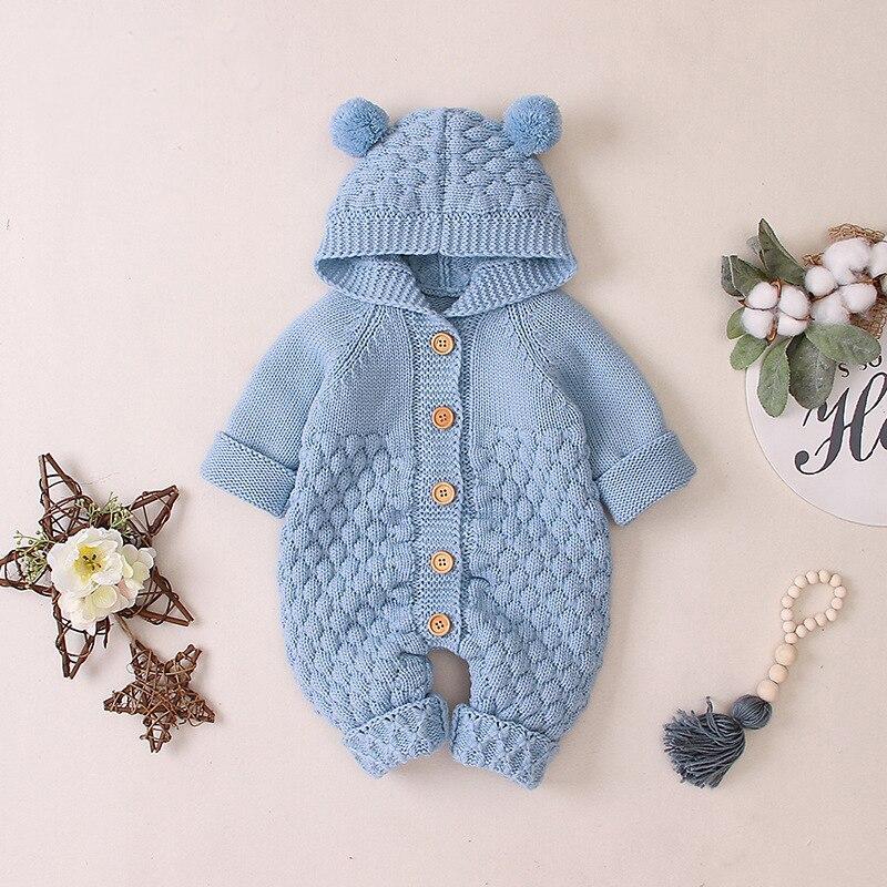 Baby Bear Onesie | Stickad onesie med björnöron!